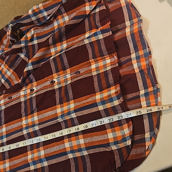 Ladies button down long sleeve flannel shirt ERROR on tag size see description - Picture 10 of 10